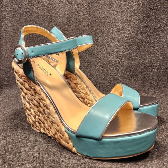 Shoe Dazzle Shoes - SHOE DAZZLE TORI Light Aqua Silver Platform Wedge Espadrilles Womens 10 FLAWED